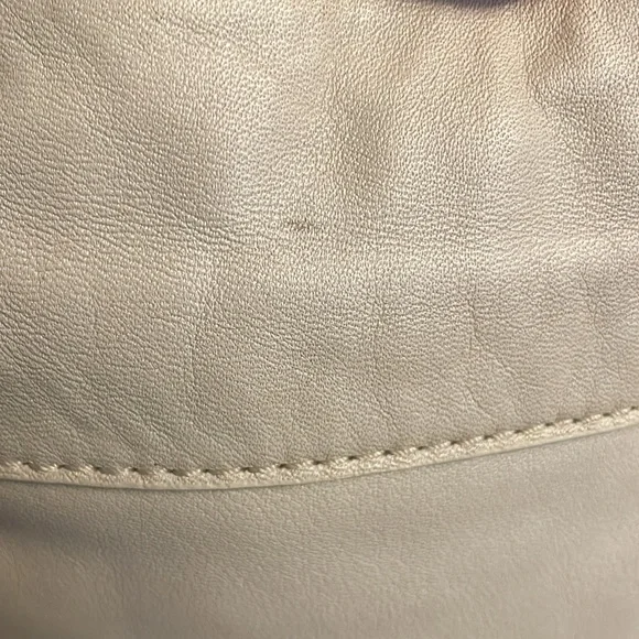 Coach Zoe Hobo Shoulder Bag with Crossbody Strap - Picture 15 of 16